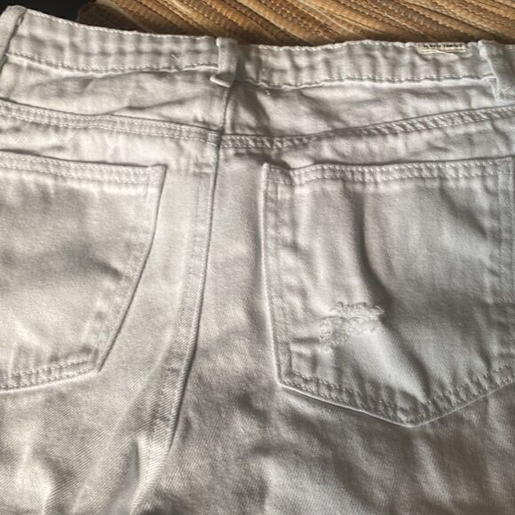 EUC Almost famous white , denim shorts many distressed details size 5 - Picture 6 of 6
